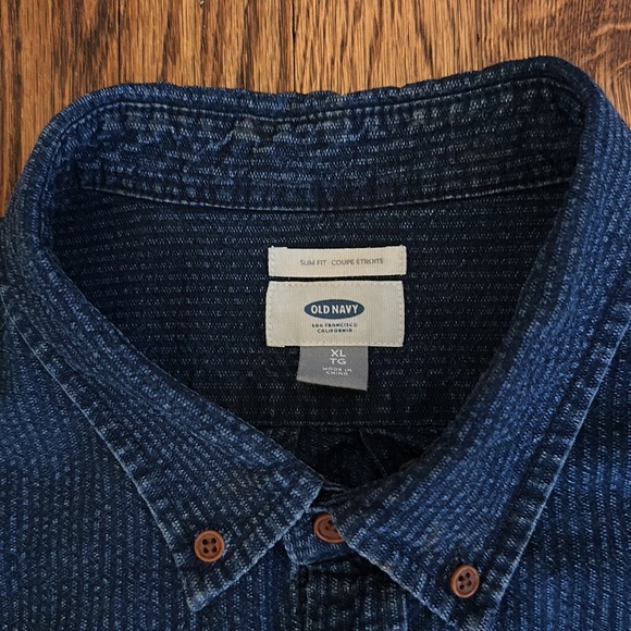 Blue XL men’s Old Navy button down - slim fit - Picture 2 of 5